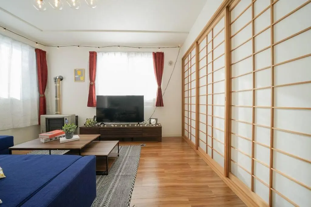 Apartamento Ferien 2Ldk マスターベッドルーム・駐車場付 Sapporo 0*,  Japón
